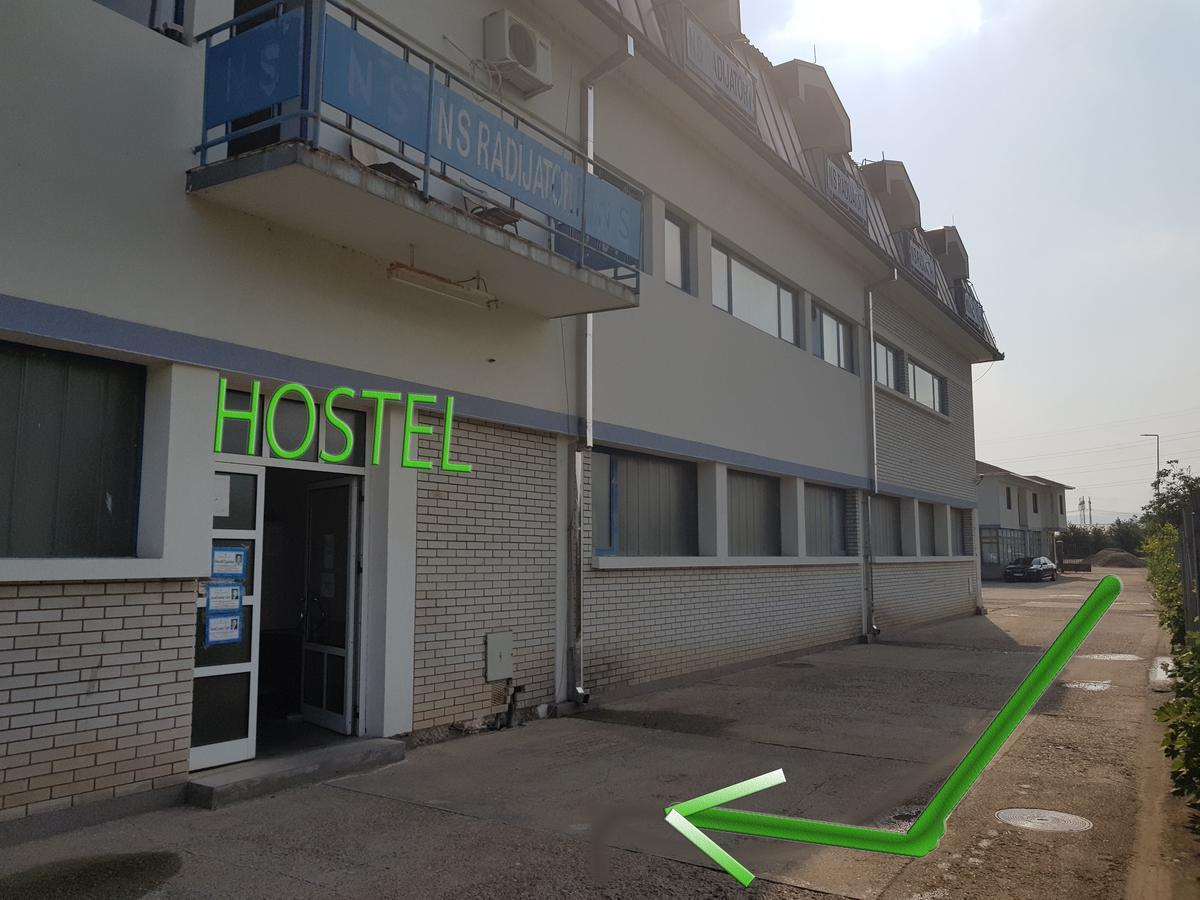 Heater Sleep Nis Hostel Bagian luar foto